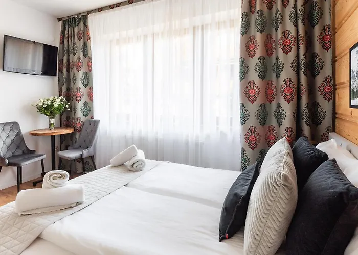 アパートホテル Delta Garden 3*