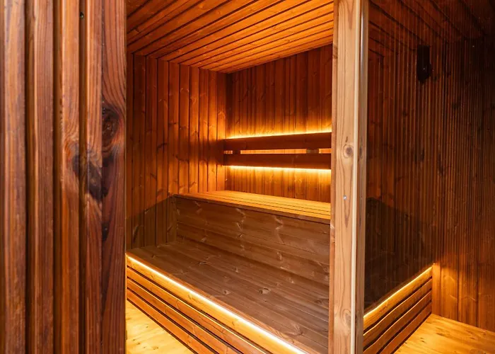 Delta Garden アパートホテル 3*